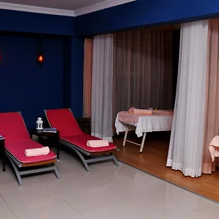 Ada Julian (adults Only) 4* 말마리스