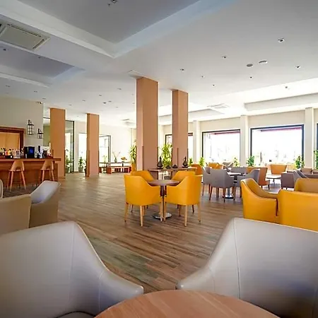 Ada Julian (adults Only) 酒店 马尔马里斯