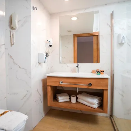 Hotel Ada Julian (adults Only)