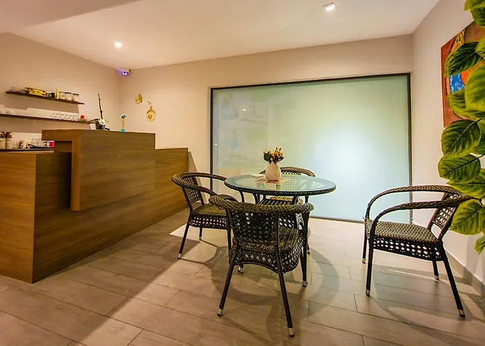 Hotel Ada Julian (adults Only)